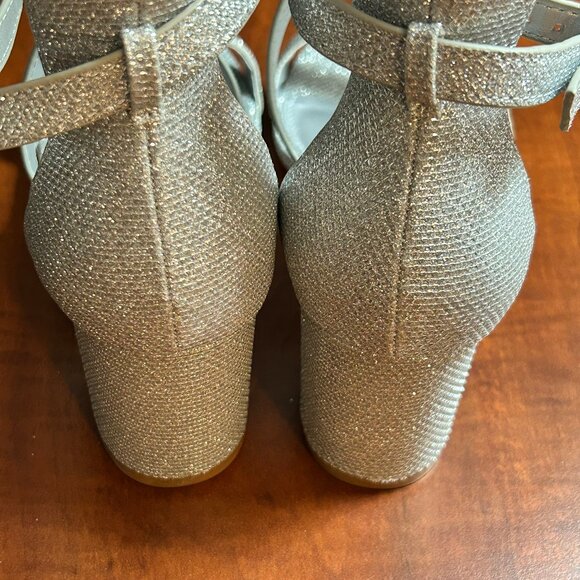 Women's Silver Glitter Ankle Strap Block Heel Sandals - Picture 4 of 8